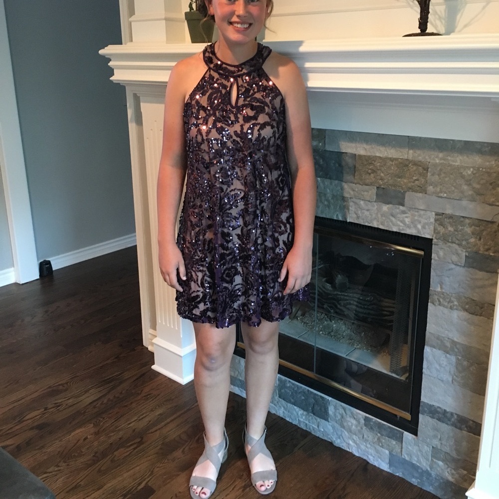 Homecoming dress-Plum sequined dance dress Size Large
